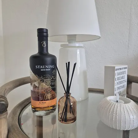 A Hidden Gem In The Woods * טים