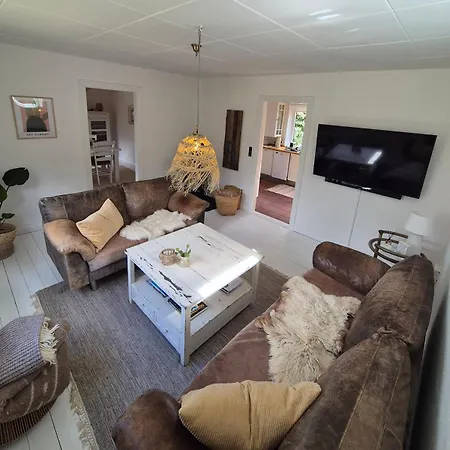 בית נופש A Hidden Gem In The Woods