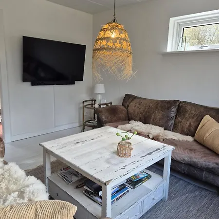 A Hidden Gem In The Woods בית נופש *