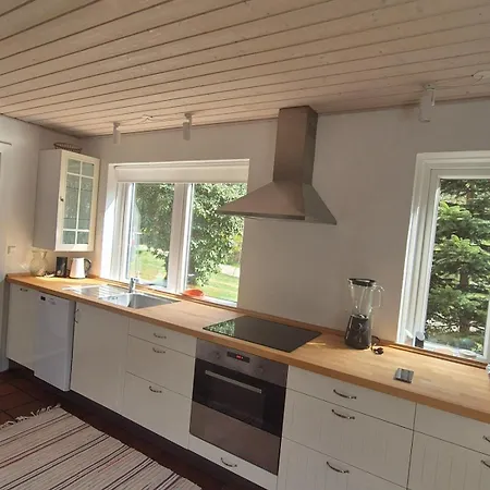 A Hidden Gem In The Woods טים